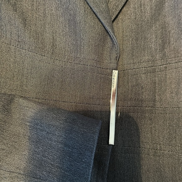 Calvin Klein women’s suit EUC 30” waist - Picture 3 of 13